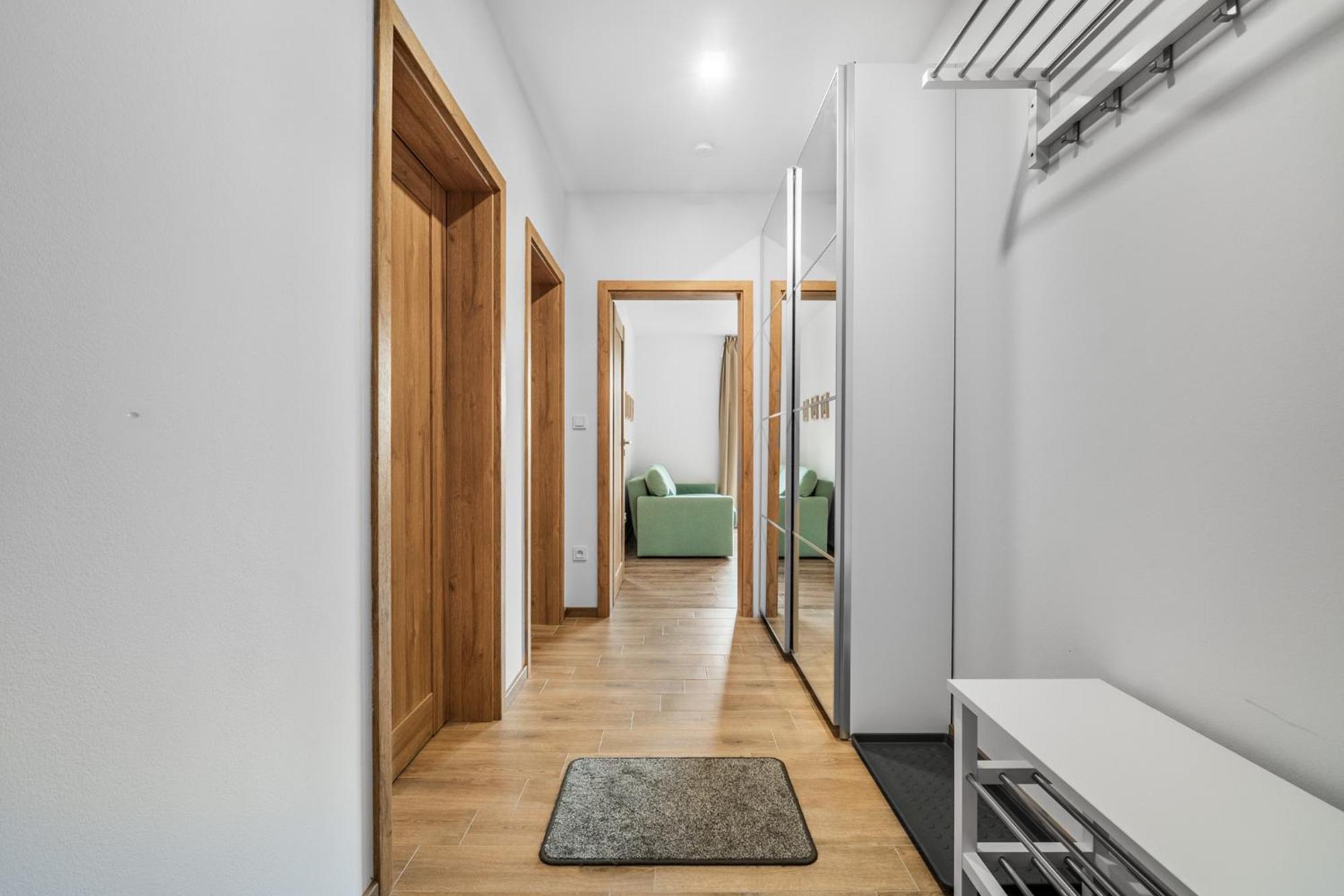 Apartman Anna Нове-Место-над-Метуйи Экстерьер фото